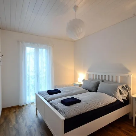 Apartment 2 *
