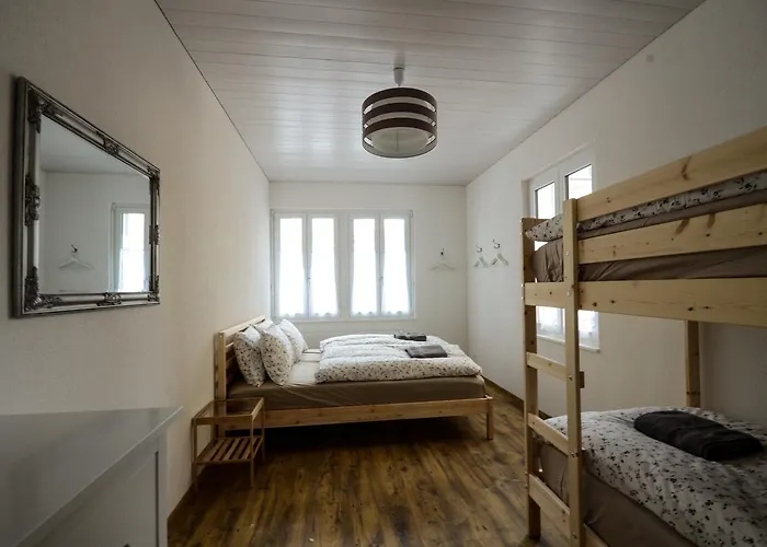 2 * אינטרלאקן